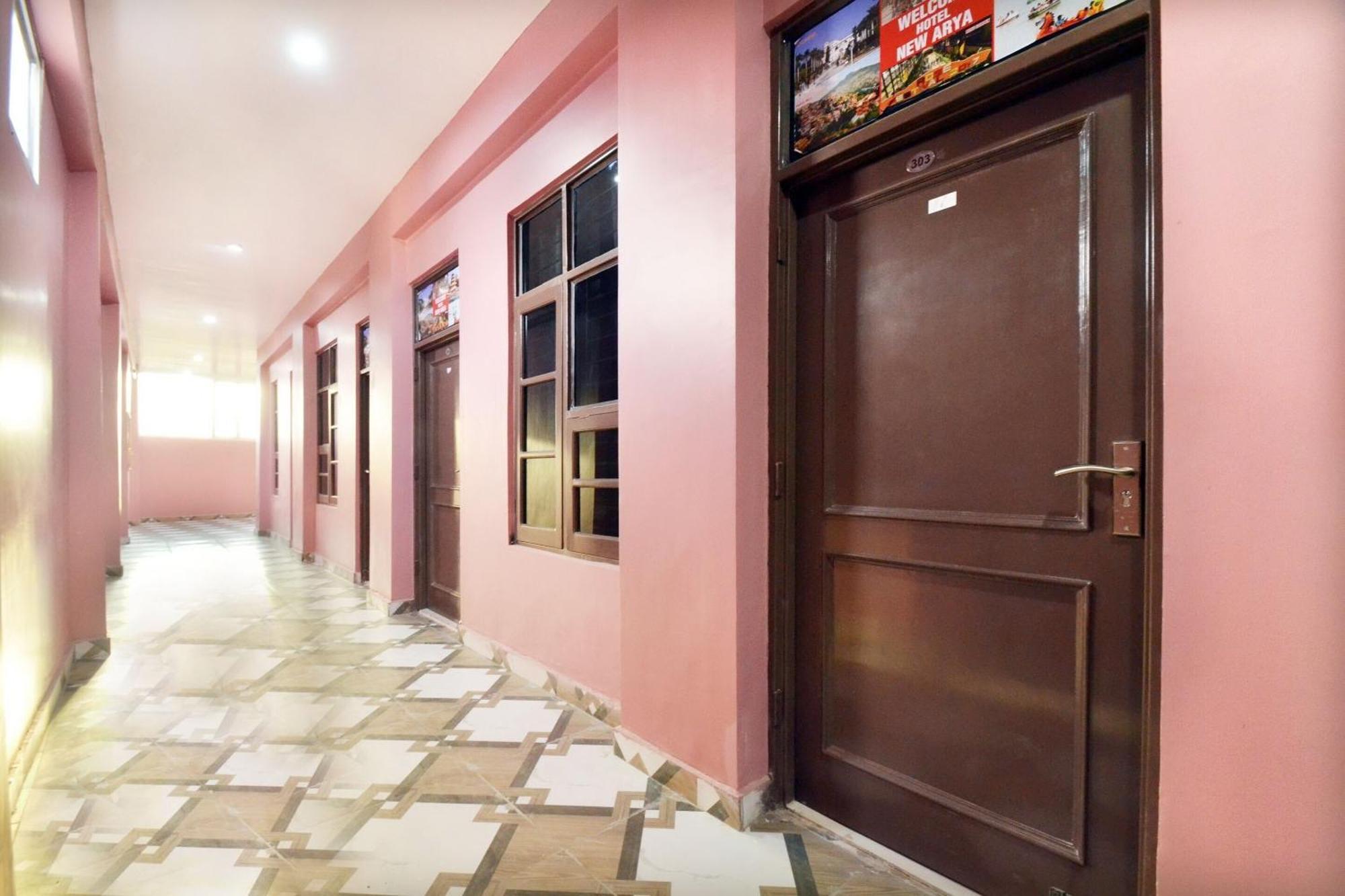 Hotel O Galaxy Nayagaon Екстериор снимка